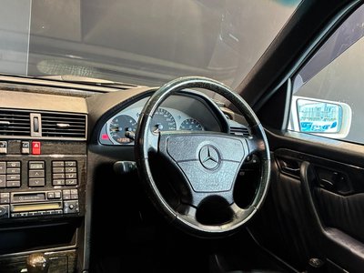صورة 35 لـ 1995 Mercedes-BENZ C-CLASS AMG