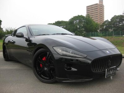 MASERATI GRANTURISMO