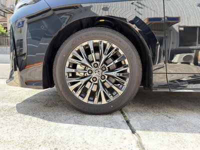 2025 Toyota VELLFIRE thumbnail 38