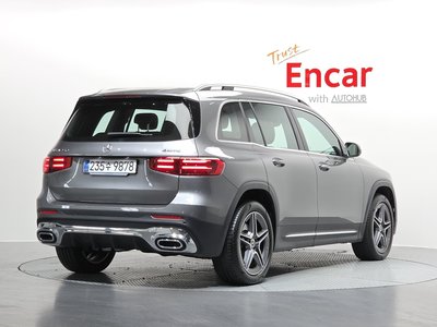 MERCEDES-BENZ GLB - 4