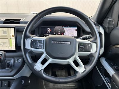 LAND ROVER DEFENDER - 8