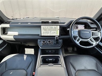 LAND ROVER DEFENDER - 7