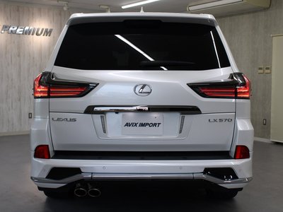 LEXUS LX - 9