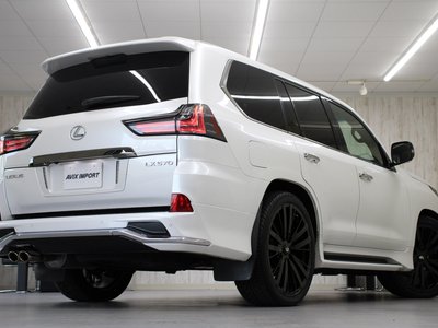 LEXUS LX - 4