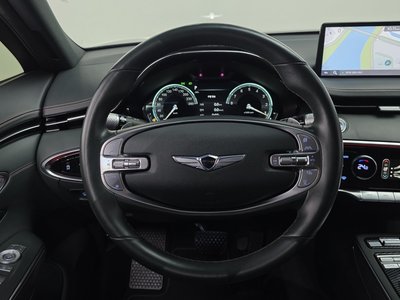 2022 Genesis GV70 — миниатюра 13