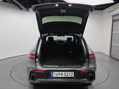 2022 Genesis GV70 — миниатюра 20
