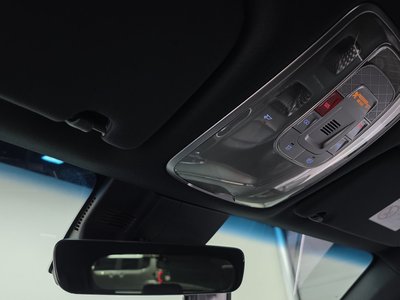 2022 Genesis GV70 — миниатюра 19