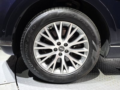 صورة 6 لـ 2023 Genesis GV80
