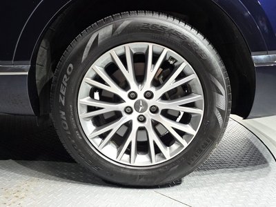 صورة 8 لـ 2023 Genesis GV80
