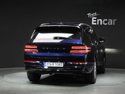 صورة 3 لـ 2023 Genesis GV80