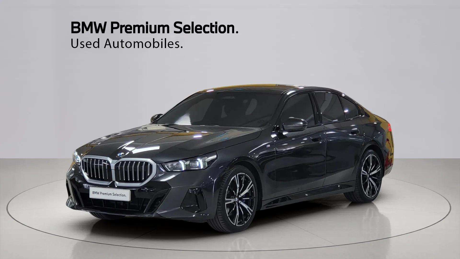 BMW 5 SERIES - View 1