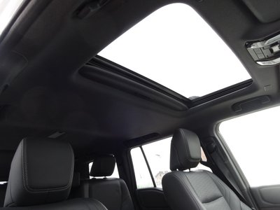 2025 Toyota LAND CRUISER 250 — миниатюра 32