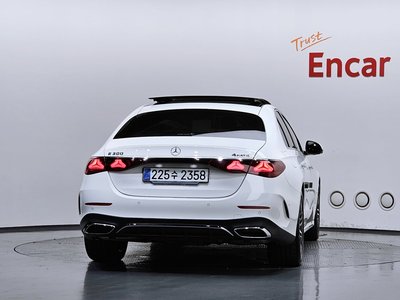 MERCEDES-BENZ E-CLASS - 4