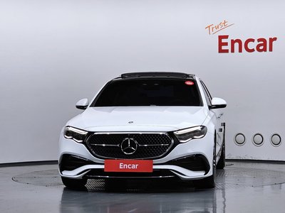MERCEDES-BENZ E-CLASS - 2