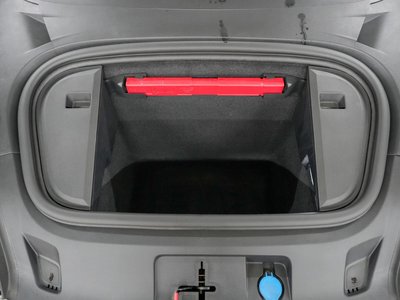 2022 Porsche TAYCAN thumbnail 18