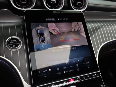 2025 Mercedes-BENZ GLC — миниатюра 22