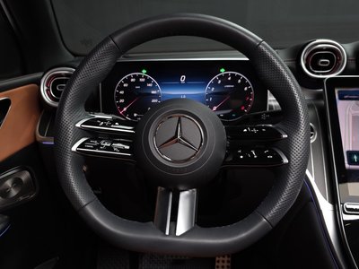 2025 Mercedes-BENZ GLC — миниатюра 20