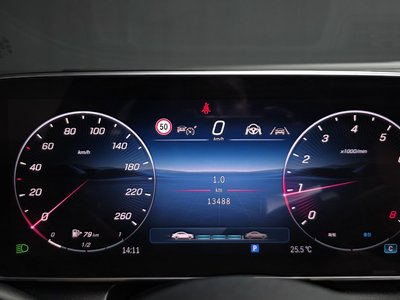 2025 Mercedes-BENZ GLC — миниатюра 12