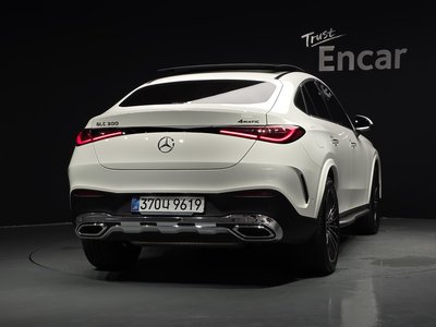 2025 Mercedes-BENZ GLC — фото 4