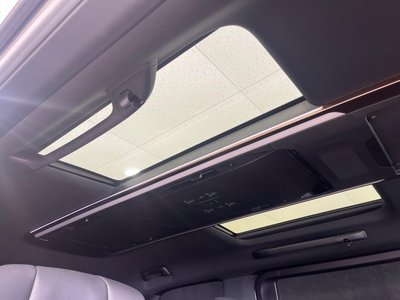 2025 Toyota ALPHARD — фото 3