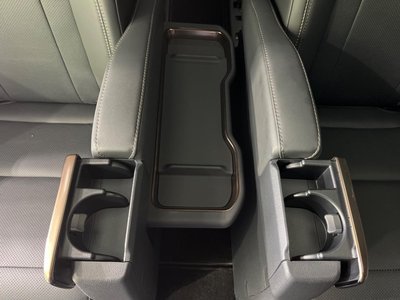 صورة مصغرة 69 لـ 2025 Toyota ALPHARD