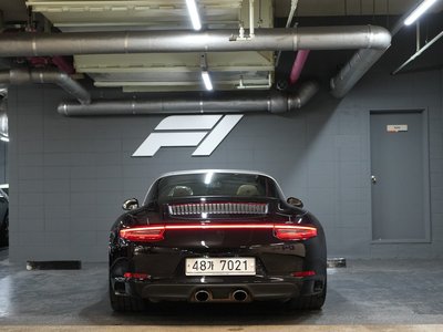 PORSCHE 911 TARGA - 3