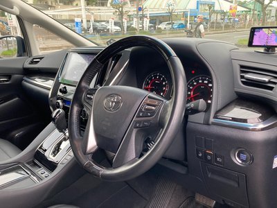 TOYOTA ALPHARD - 7