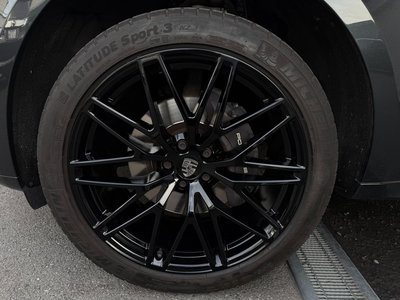 2022 Porsche MACAN 缩略图 17