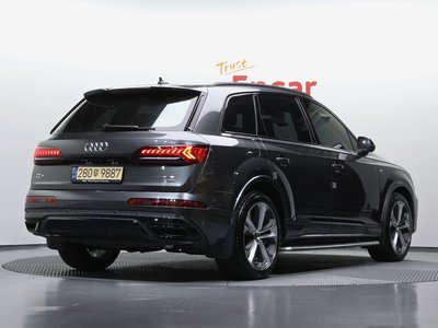 AUDI Q7 - 4