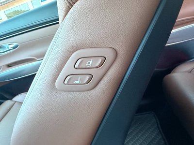صورة مصغرة 18 لـ 2023 Genesis GV70