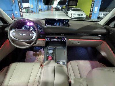 GENESIS GV80 - 6