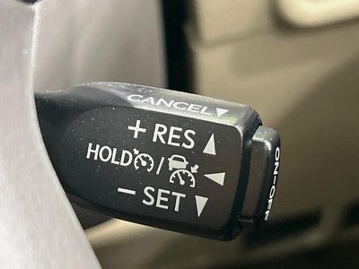 TOYOTA LAND CRUISER - 7