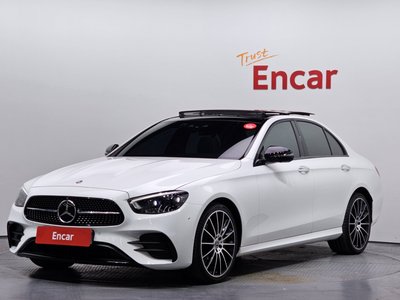 MERCEDES-BENZ E-CLASS - 1