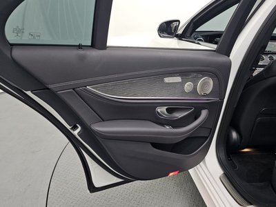MERCEDES-BENZ E-CLASS - 10