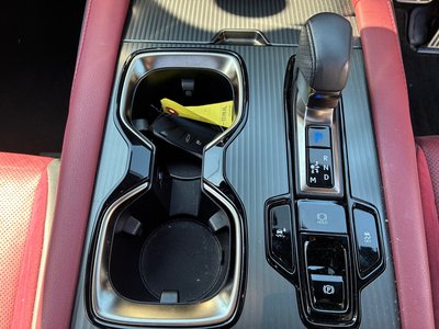 صورة مصغرة 54 لـ 2023 Lexus RX