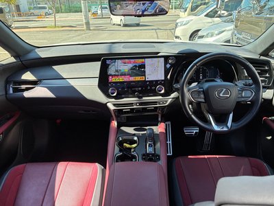 صورة مصغرة 63 لـ 2023 Lexus RX