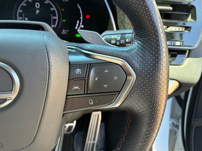 صورة مصغرة 40 لـ 2023 Lexus RX