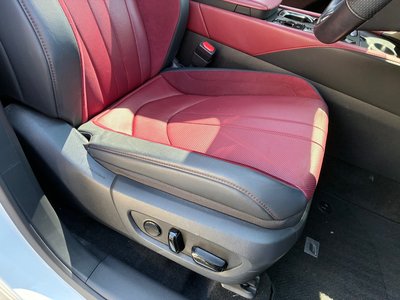 صورة مصغرة 58 لـ 2023 Lexus RX