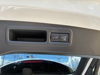صورة مصغرة 18 لـ 2023 Lexus RX