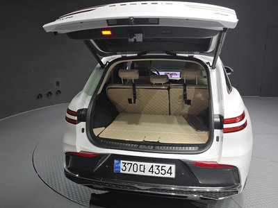 2024 Genesis GV70 — миниатюра 26