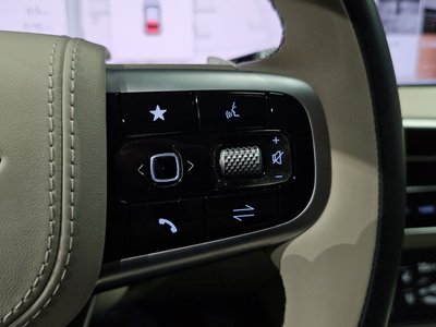2024 Genesis GV70 — миниатюра 28