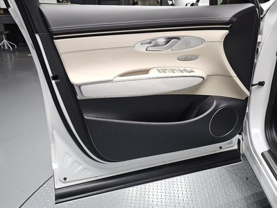 2024 Genesis GV70 — миниатюра 14