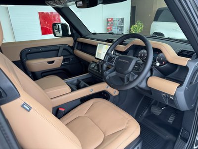 صورة مصغرة 12 لـ 2025 LAND Rover DEFENDER