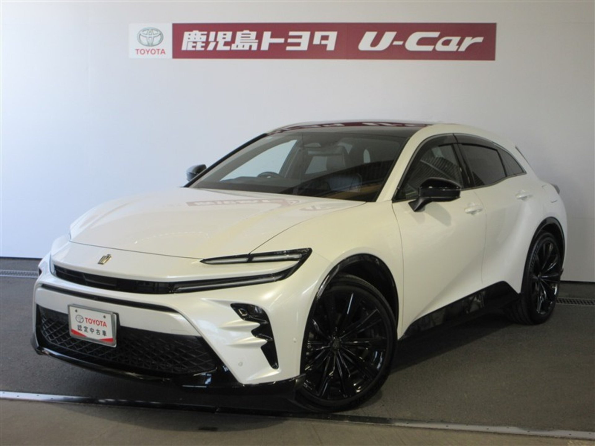 TOYOTA CROWN SPORT - View 1