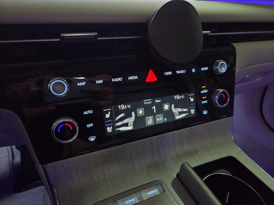 2025 Genesis G80 (RG3) — миниатюра 20