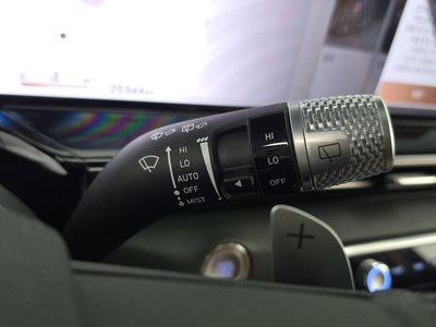 2024 Genesis GV80 thumbnail 32