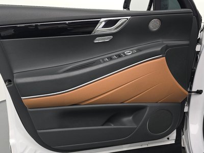 2024 Genesis GV80 thumbnail 14