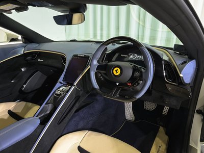 FERRARI ROMA - 2