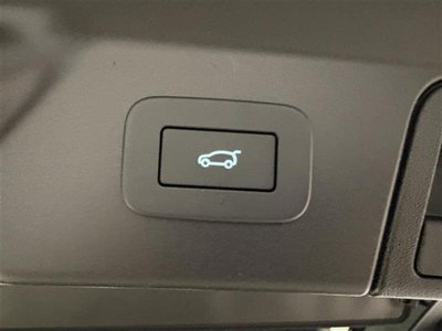 2024 LAND Rover RANGE ROVER VELAR thumbnail 32