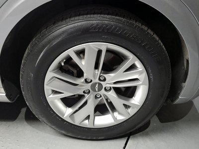 صورة 8 لـ 2021 Genesis GV70
